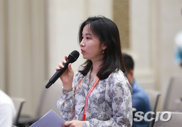 国新办发布会现场提问